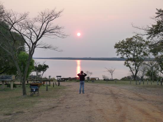 levé de soleil sur le rio uruguay